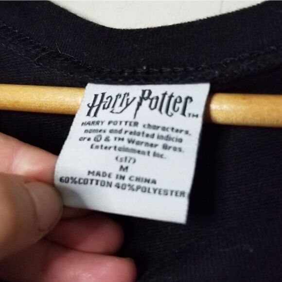 Harry Potter Hogwarts long sleeve tshirt - Picture 2 of 3